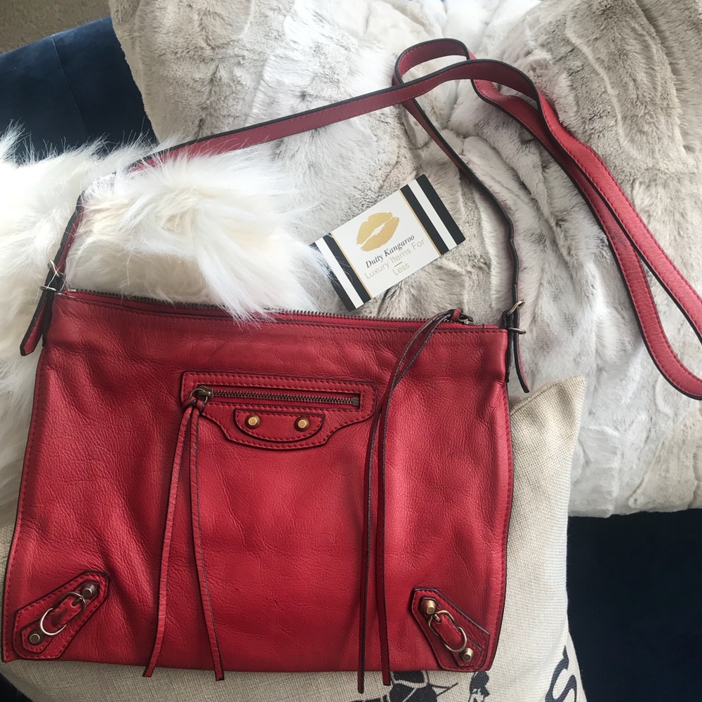 Balenciaga Red Leather crossbody 😍